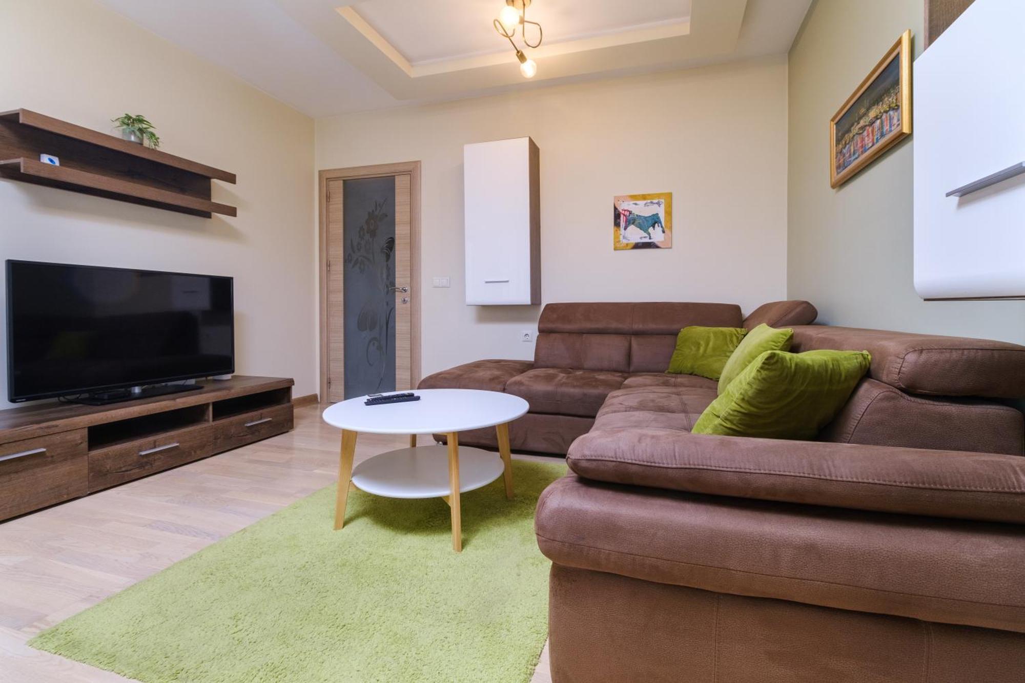 Riverside 2-Bedroom Apartment Plovdiv Exterior photo