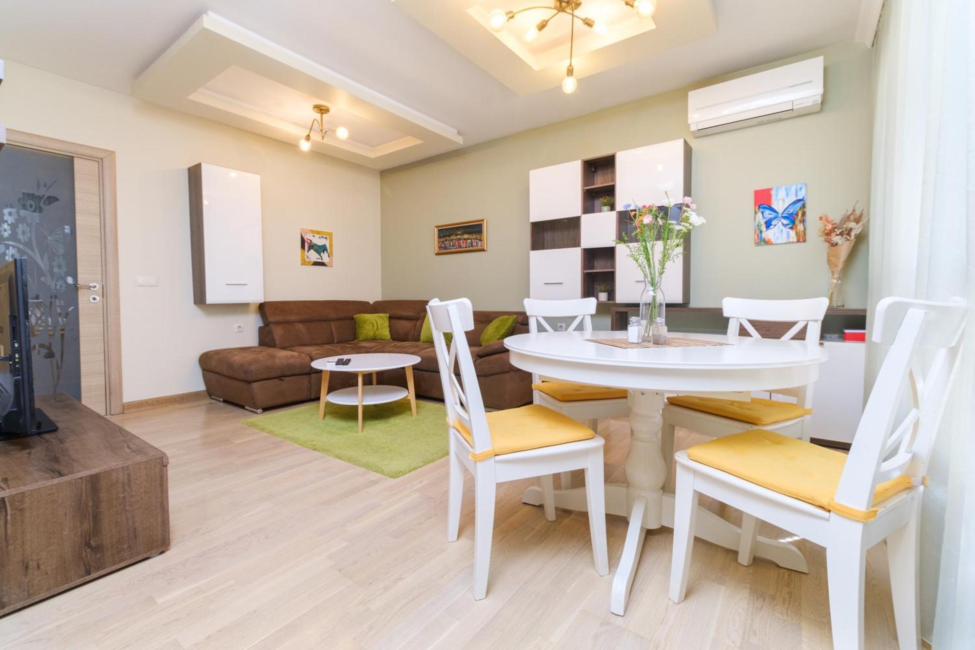 Riverside 2-Bedroom Apartment Plovdiv Exterior photo